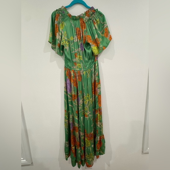 Current Air Women Green V Neck Flowy Floral Pattern Pleated Maxi Dress Size S - Picture 6 of 7